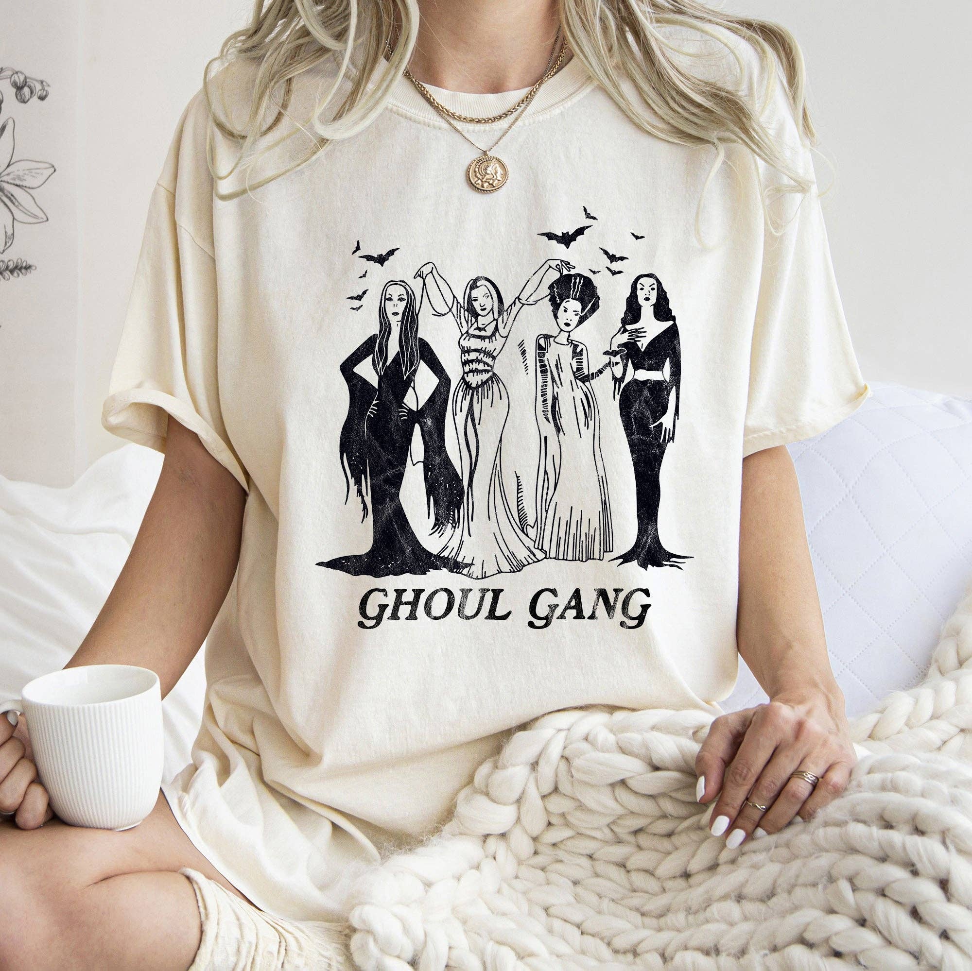 Ghoul Gang Retro Halloween T-shirt Black Print: Midnight
